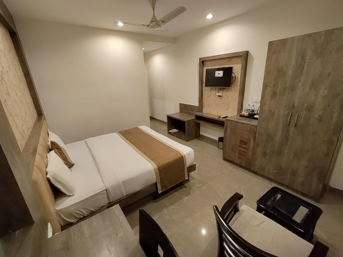 La Savanna By Dl Hotels & Resorts Rāmnagar Buitenkant foto